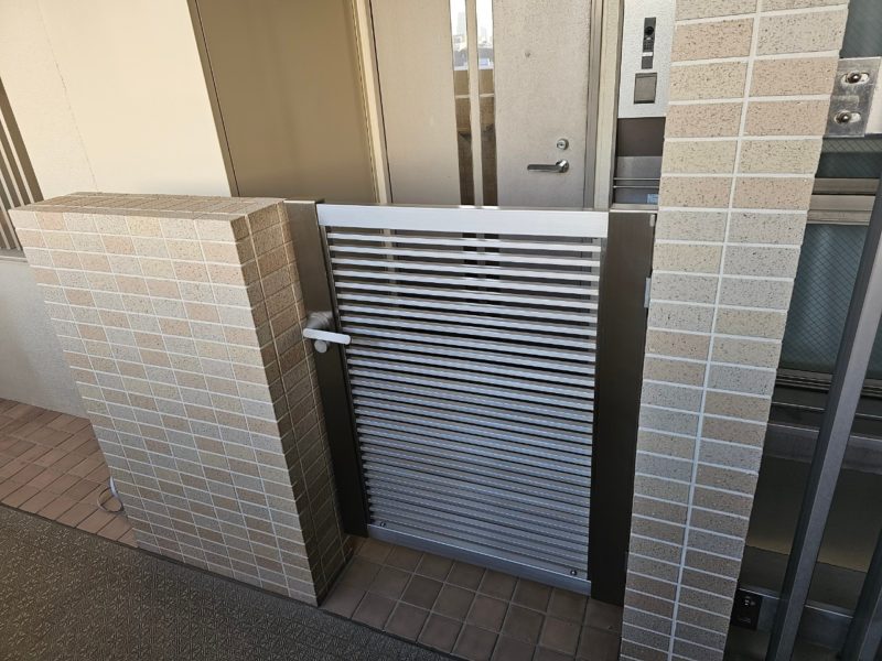 24-156 ステンレス門扉 塗装補修