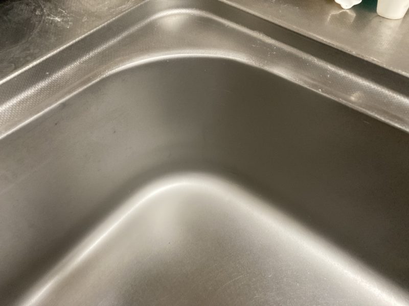 24-117 ステンレスシンク割れ 補修