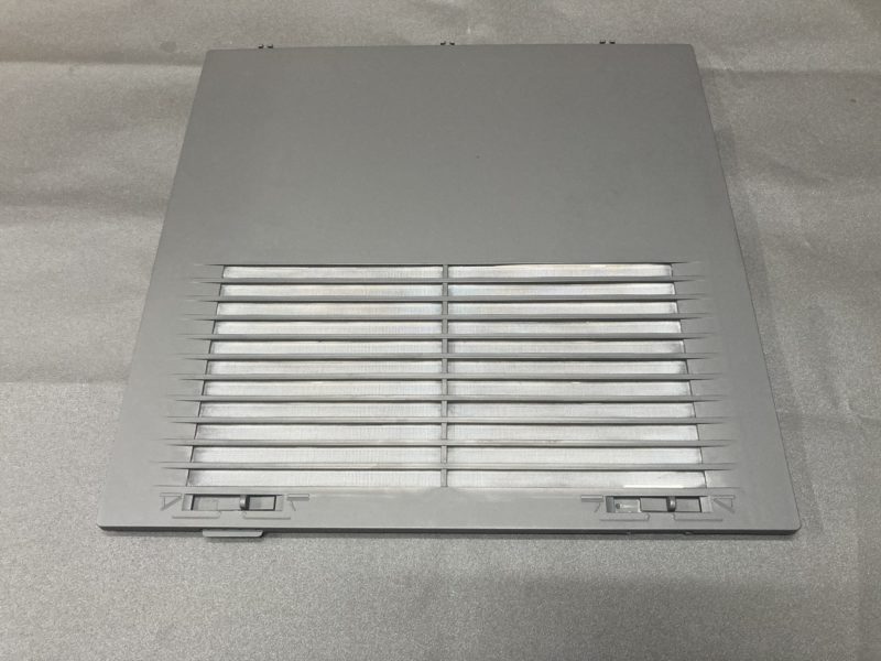 24-142 換気扇 色替え塗装