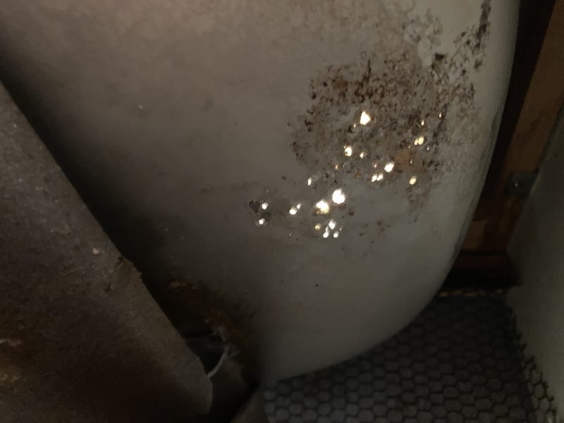 24-109 シンク 水漏れ 塗装補修