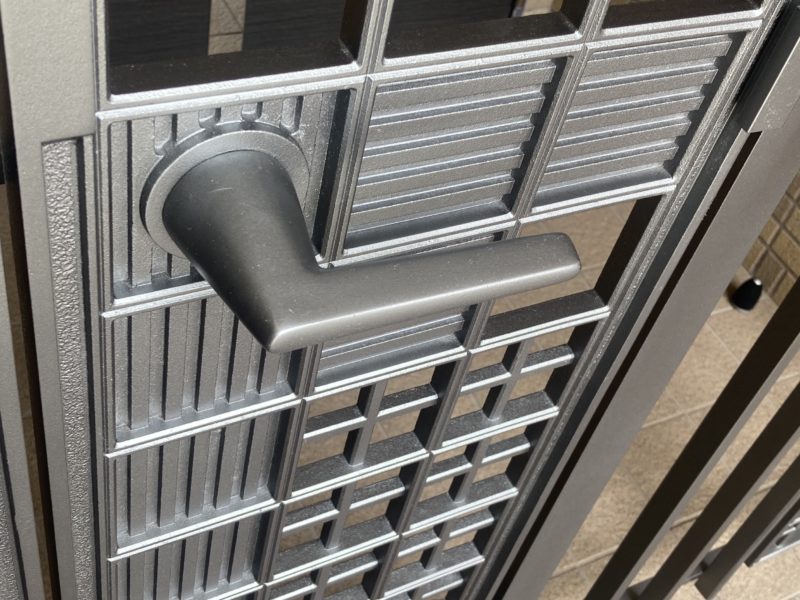 24-108 門扉 再生塗装