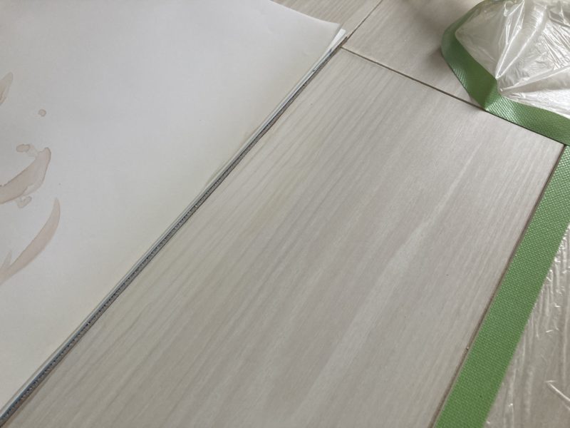 24-111 フロアーキズ補修