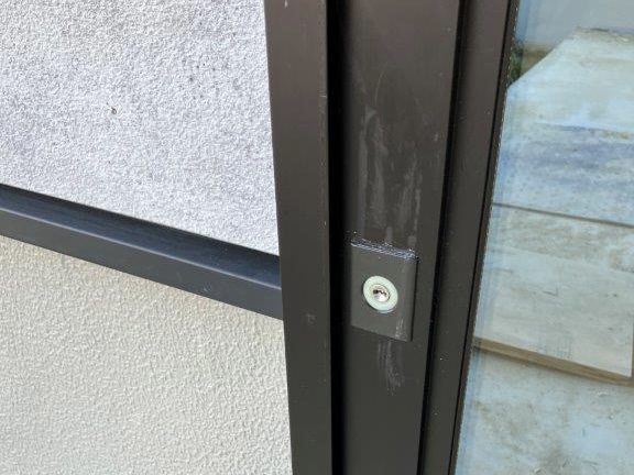 24-149 アルミサッシ キズ補修　