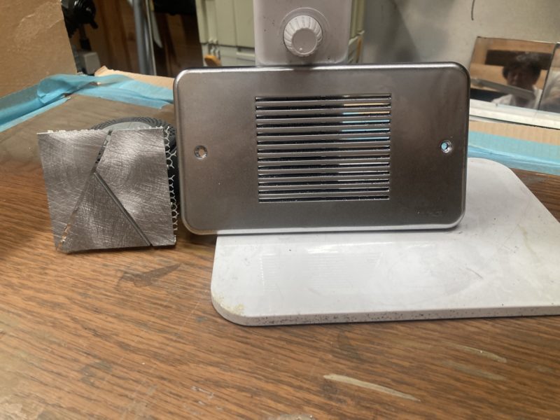 24-137 換気カバー 色替え