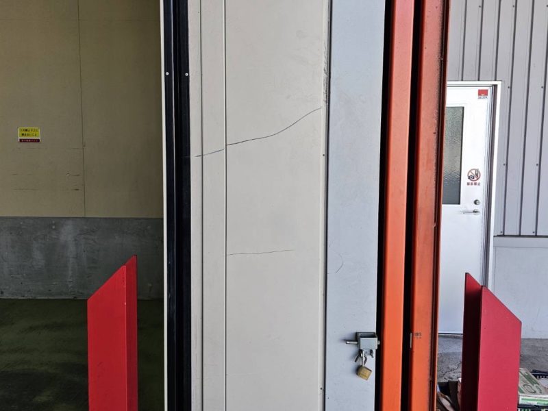 25-14 シートシャッター枠 へこみ補修