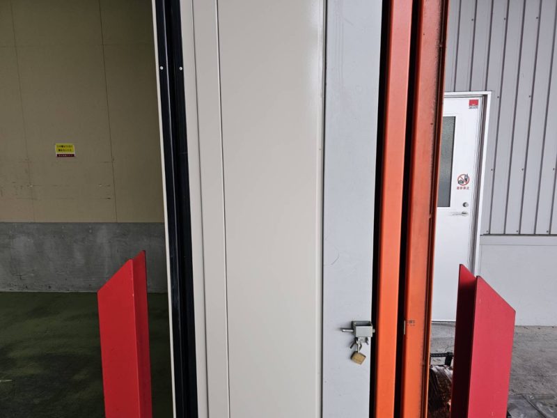 25-14 シートシャッター枠 へこみ補修