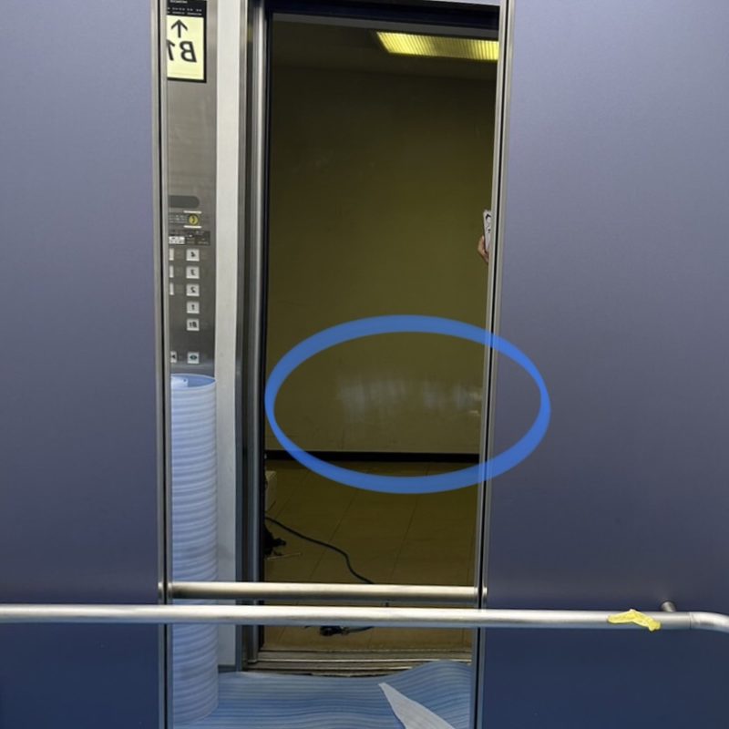 25-28 ステンレス ミラー  キズ補修