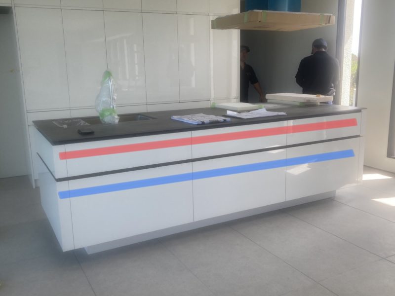 25-06 キッチンモール 色合わせ