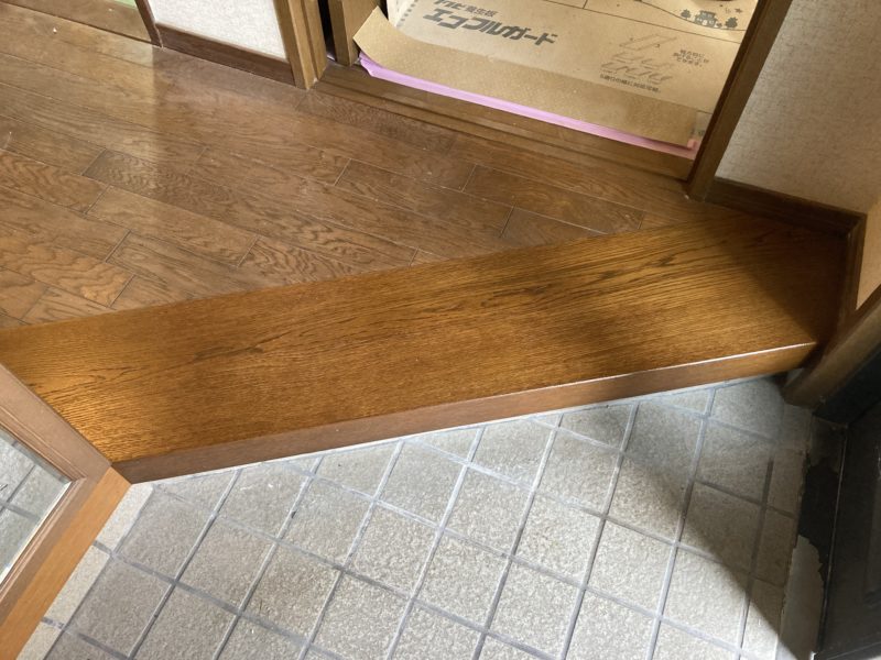 25-04 買取再販 玄関框 再生塗装