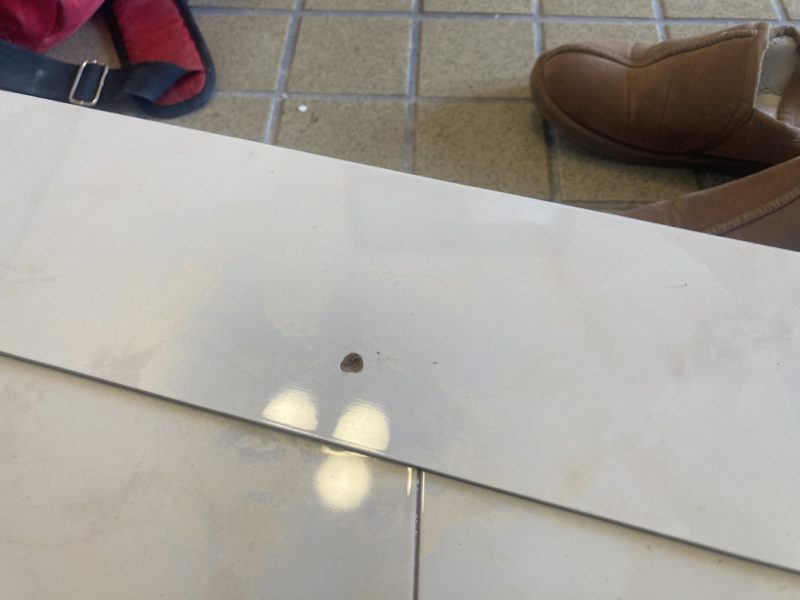 25-12 鏡面フロアー へこみ補修