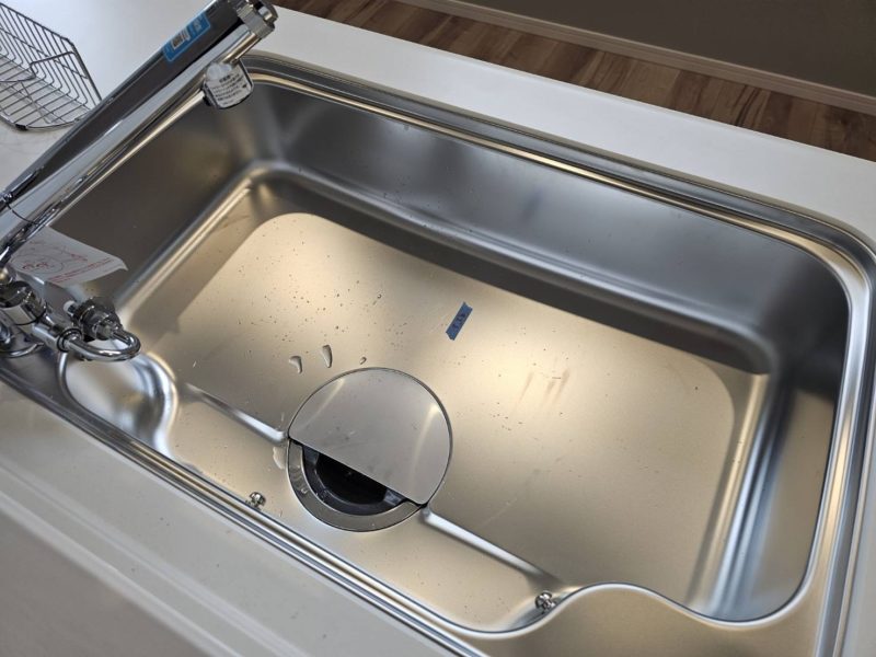 25-09 新品シンク すり傷補修