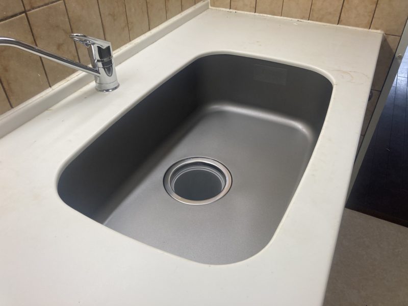 25-07 シンク水漏れ 塗装補修