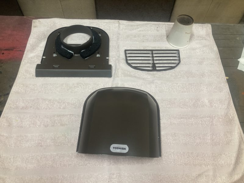 25-24 換気フード 色替え