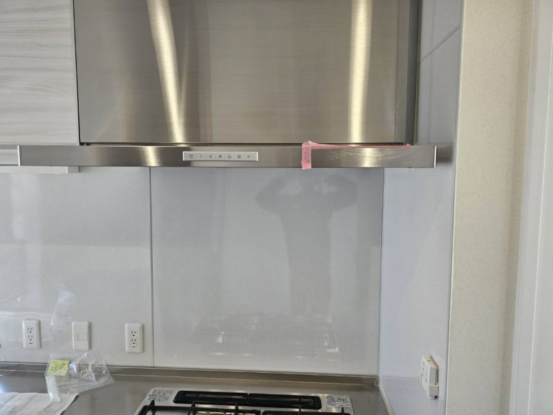 25-46 レンジフード へこみ補修