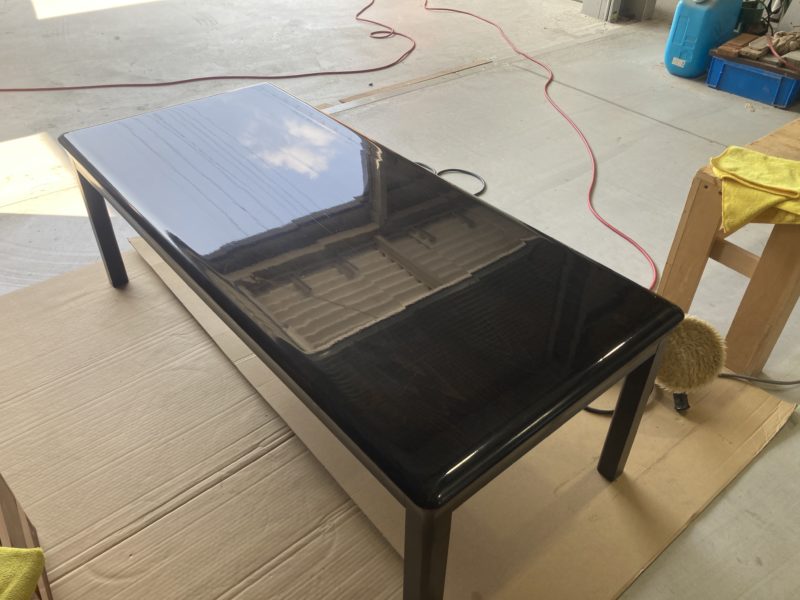 25-47 テーブルバフ研磨