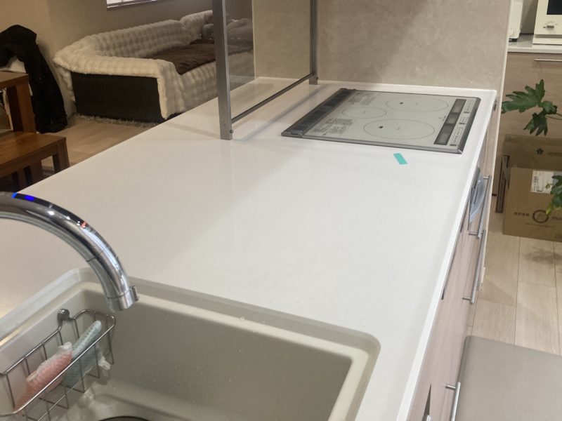 25-86 ワークトップ 欠け補修